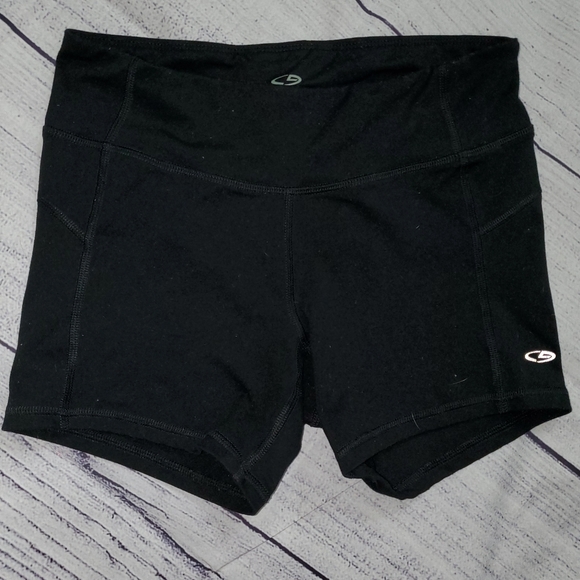 ❤️🩹 champion shorts - Picture 1 of 1